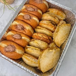 Medium Mixed Snack Platter